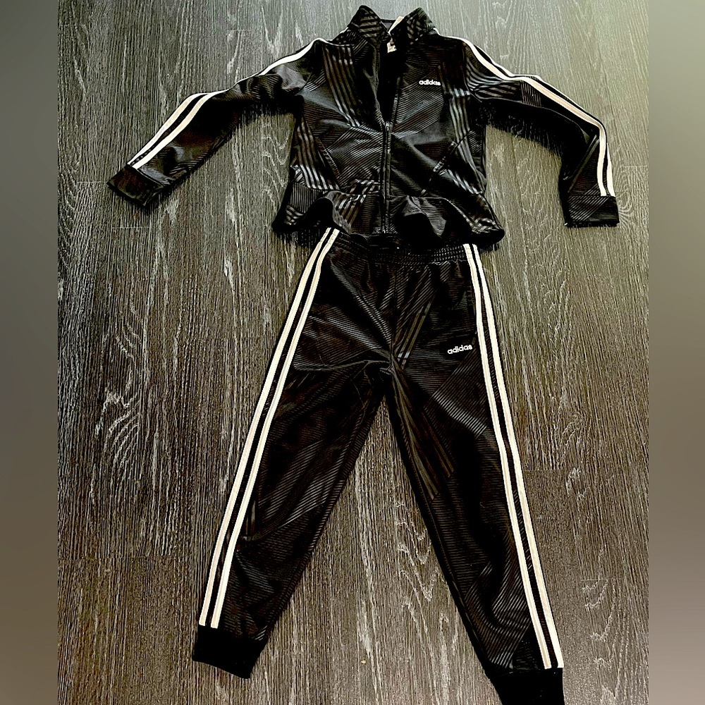 SZ 6X Gently Used Adidas Girls Black Track Suit Ruffle Bottom Jacket